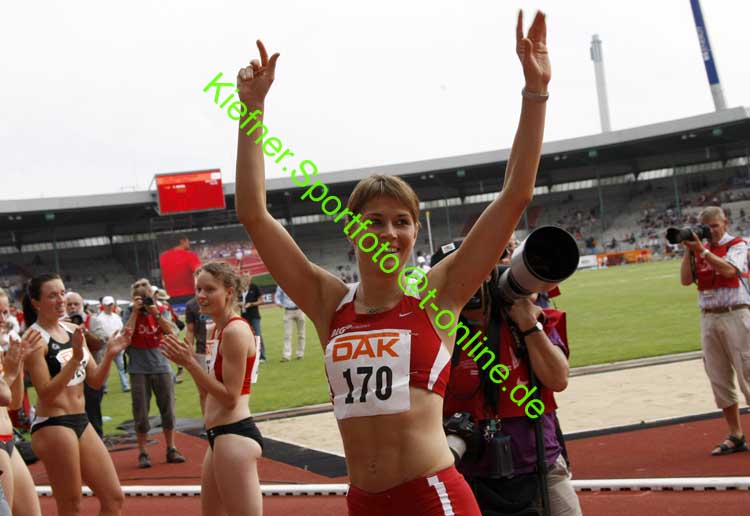 Nytra,Carolin1