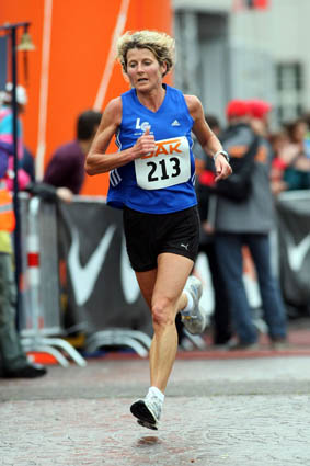 kaufmannkatharina1_dm10km08_kiefnerfoto-neu