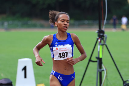 Dattke3 1500m Gala19 Kiefnerfoto