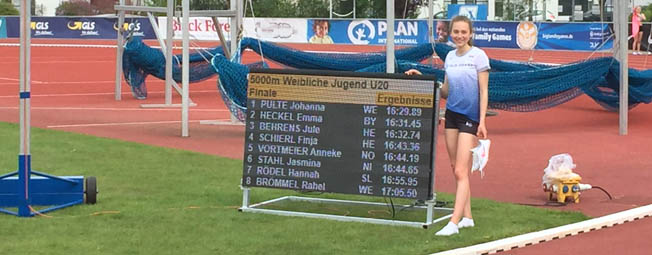 Emma Heckel will an die U20-WM Norm ran (Foto von Uwe Heckel) Heckel1 DM 10000m2021 Foto Uwe Heckel