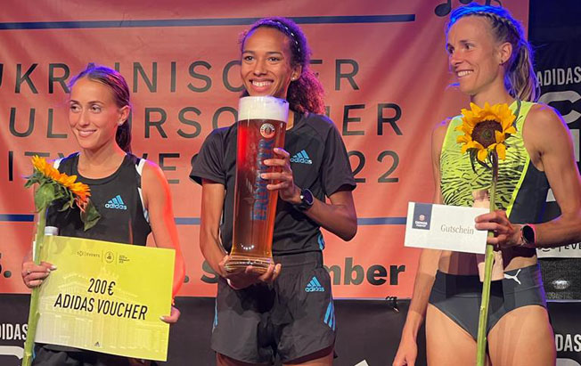 Dattke Mayer1 Berlin Citynight22 Mayerfoto