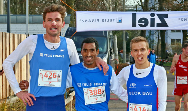 Der Kleinste war der Größte - Adane Wuleta gewinnt vor Tobias Ulbrich und Erik Hille (Foto von Christian Brüssel) Wuleta Hille Ulbrich Niko22 Bruesselfoto