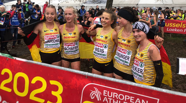 Das deutsche Silberteam mit Franzi Drexler (Foto privat) Drexler DLVU20 Team Cross EM23 Foto privat