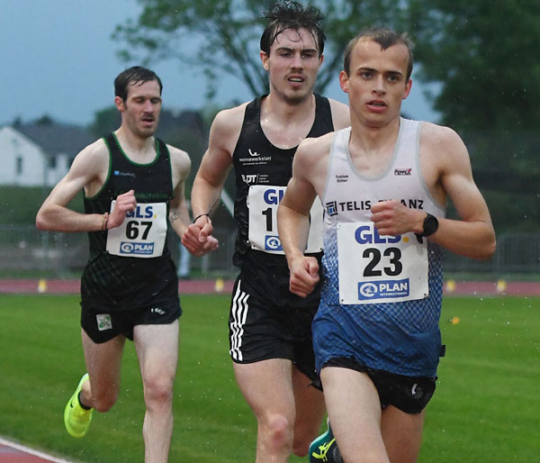 Tobias Ritter überrascht in Wassenberg mit neuem Hausrekord (Foto von Uli Hörnemann) Ritter DM Langstrecke24 Hoernemann Foto