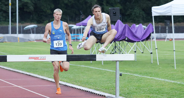 Oskar Bayer erneut U23-Meister über die Hindernisse (Foto von Theo KIefner) BayerOskar1 MeetIN2026 Kiefnerfoto